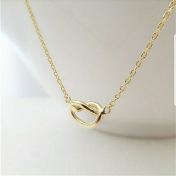 Golden Threads Jewelry - Dainty Knot Necklace